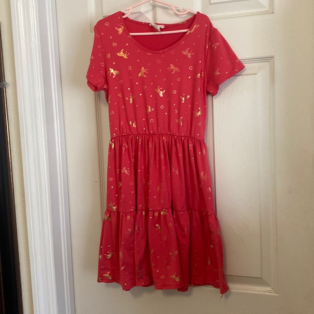 Love Maddie, short sleeve, tiered dress. 12.